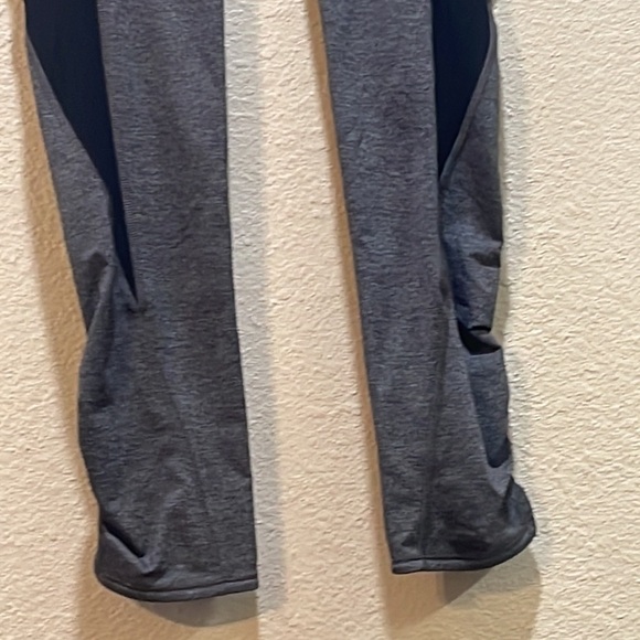 Lululemon On Your Mark Crop Leggings 4 - Picture 4 of 11